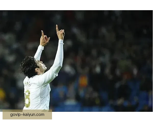 卡卡展现出持续提升的中场组织力，助力球队攻防转换更加流畅