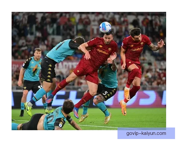 哥伦比亚队防守体系近期表现稳健，整体结构清晰且竞争力增强